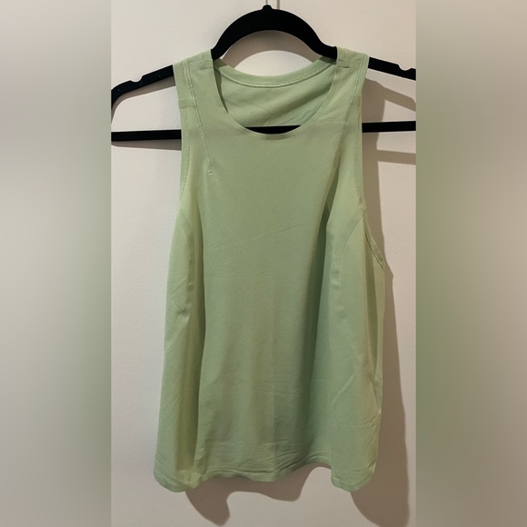 Lululemon Lightweight Run Kit Tank Top in Creamy Mint - Picture 4 of 5